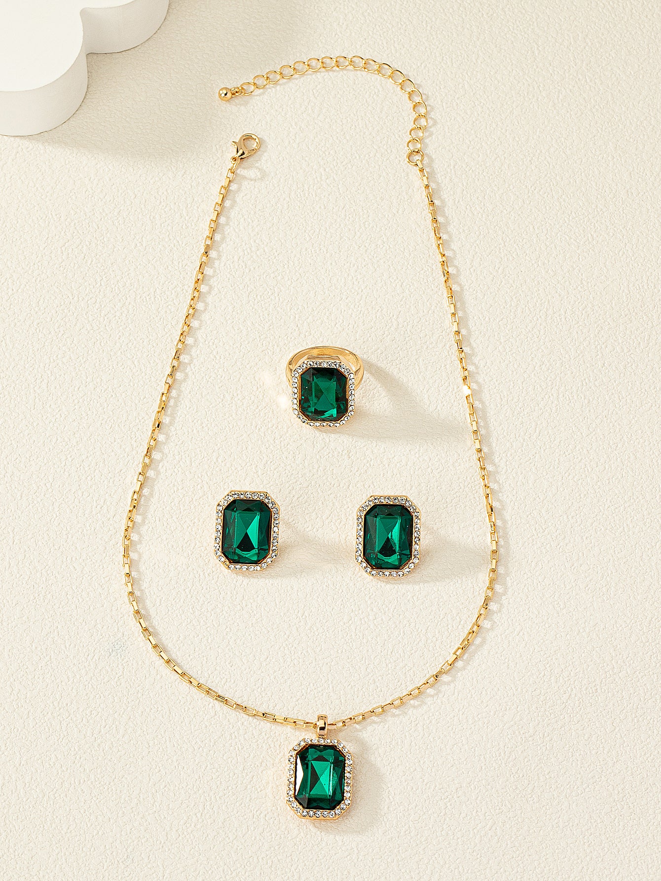 Emerald Crystal Jewelry Set
