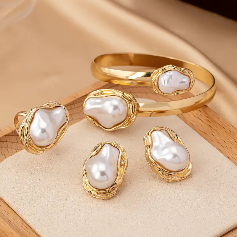 Baroque Pearl Jewelry Set