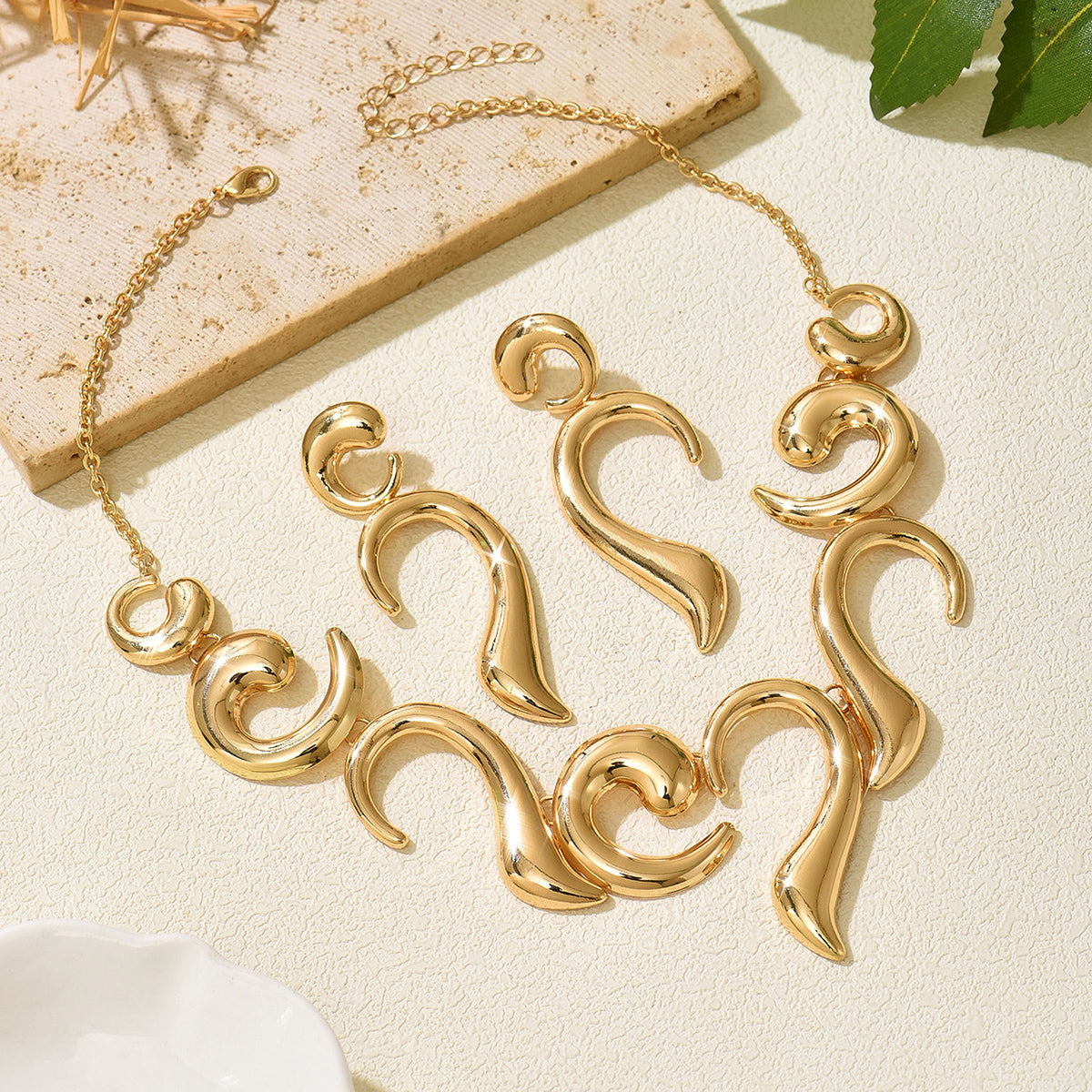 Gold Spiral Swirl Jewelry Set